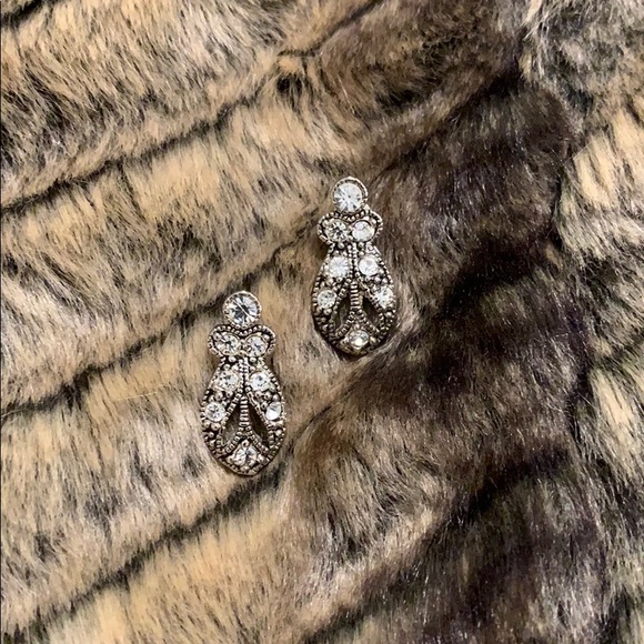 Marcasite Earrings- STUNNING accompaniment! #A338 - Picture 2 of 6